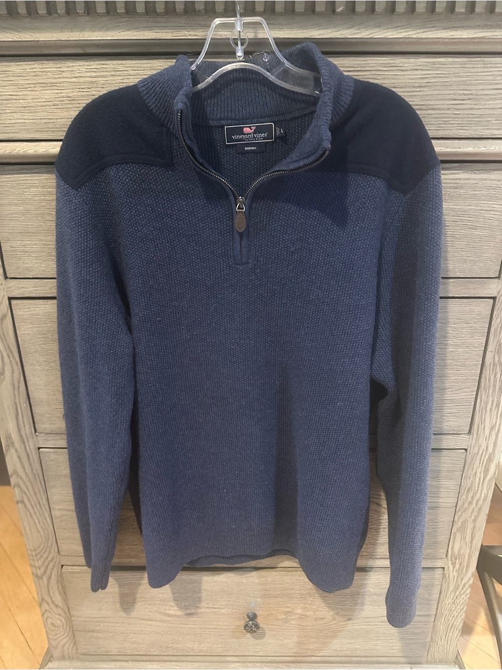 Vineyard Vines Men's Navy Quarter-Zip Sweater. Size L